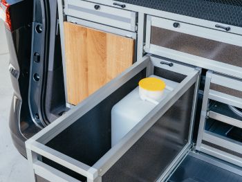 Noemi-H3-Multivan-šuplík